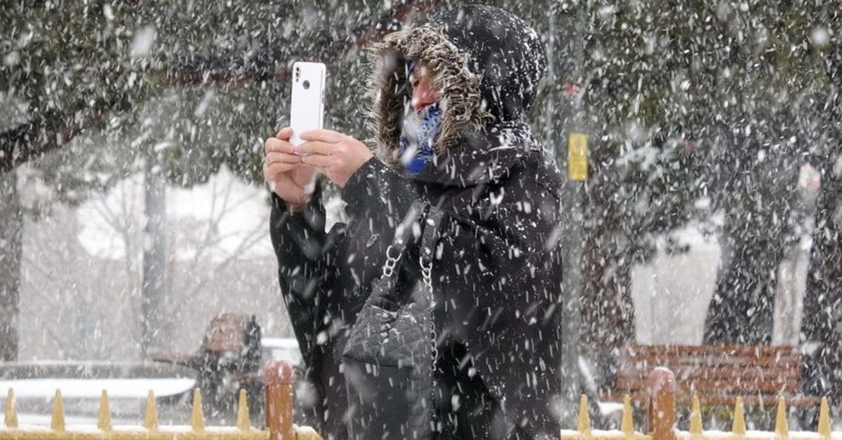 Yarın 46 kent için “sarı” alarm! Sıcaklık 8-13 derece düşüyor! Pazar günü kar geliyor!