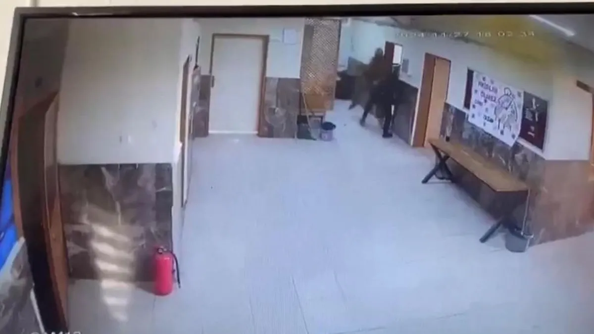 Adana’da şaşkına çeviren olay: Öğretmen meslektaşlarını abisine dövdürdü!